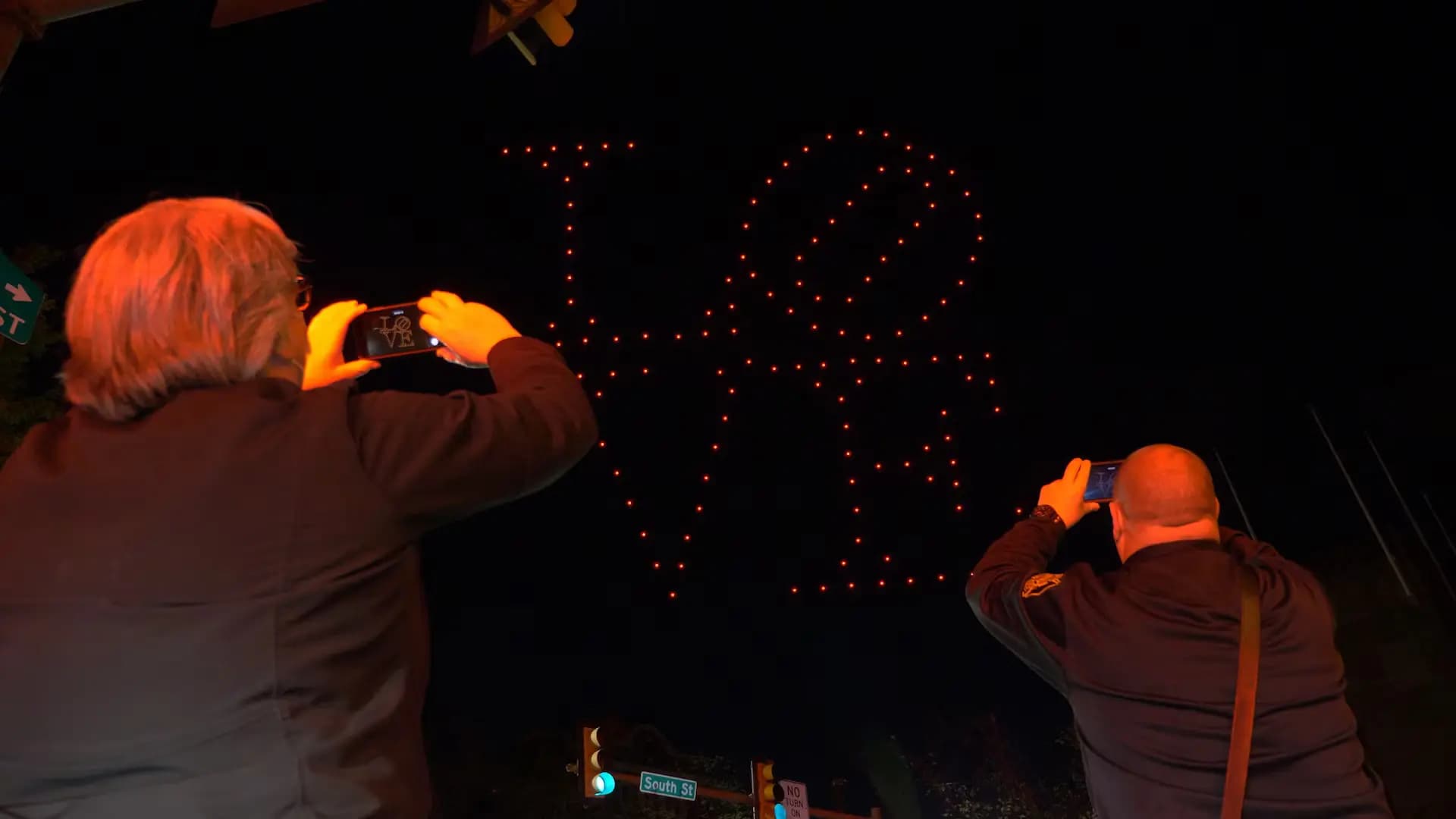 Verge Aero flies the Philadelphia LOVE scuplture for a Philadelphia Drone Light Show